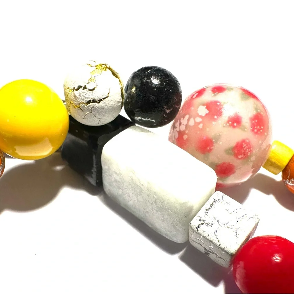 16” Strand of Colorful, High-End Beads - Picture 5 of 8